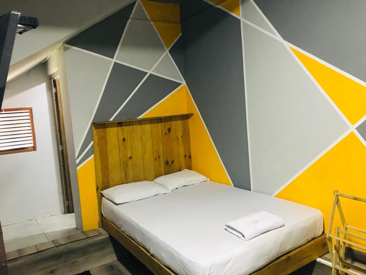 Alina Budget Hotel Kaduwela Bagian luar foto