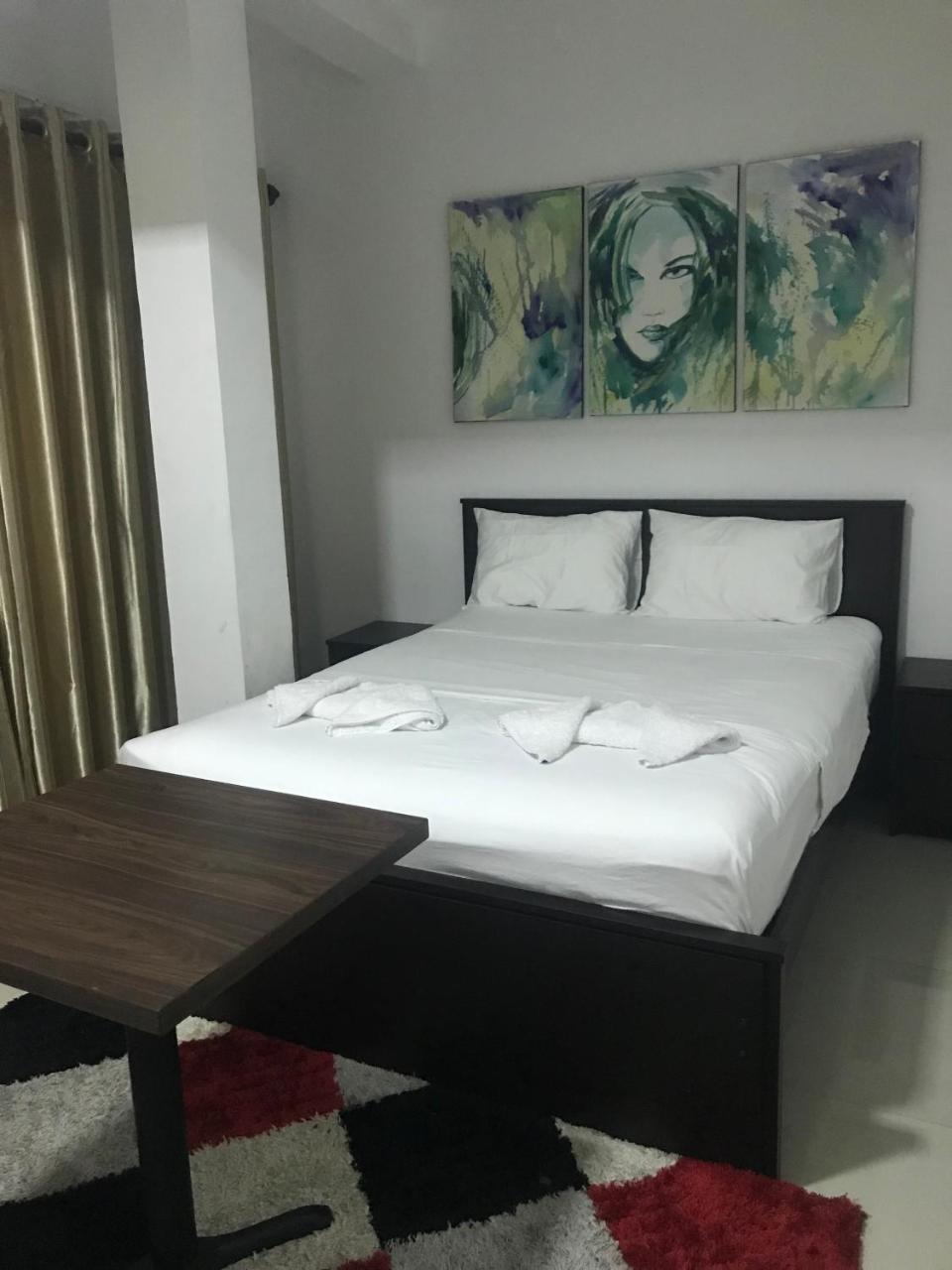 Alina Budget Hotel Kaduwela Bagian luar foto