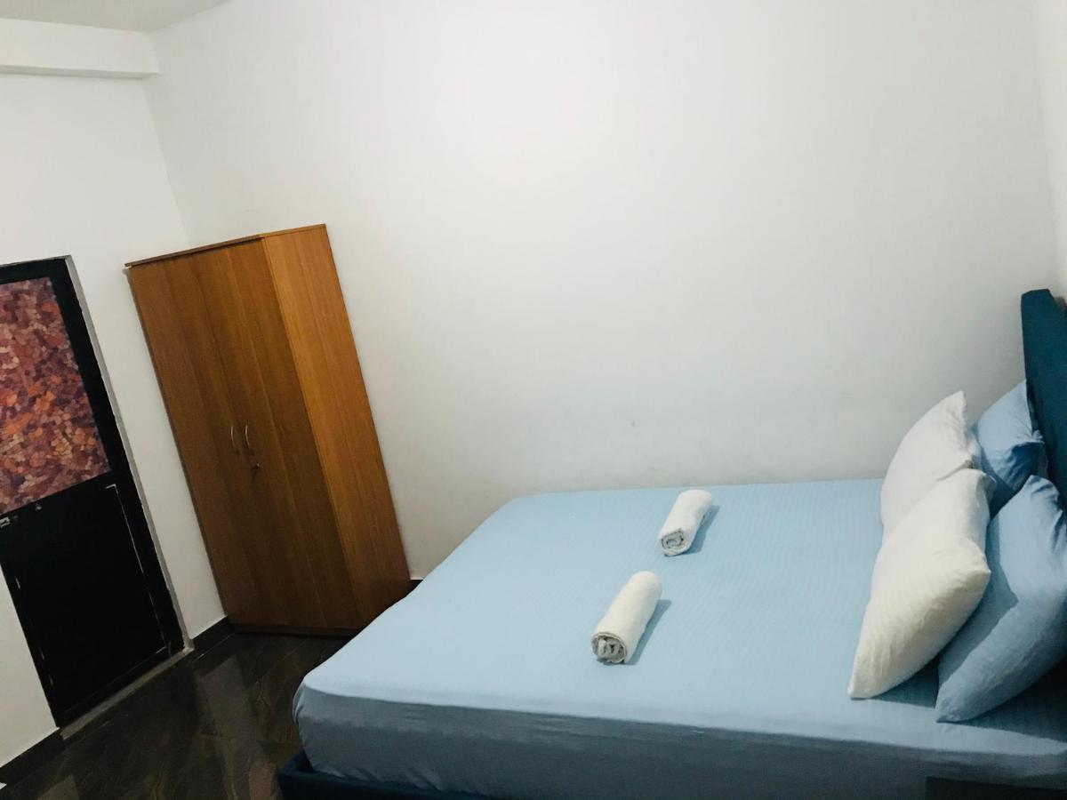 Alina Budget Hotel Kaduwela Bagian luar foto